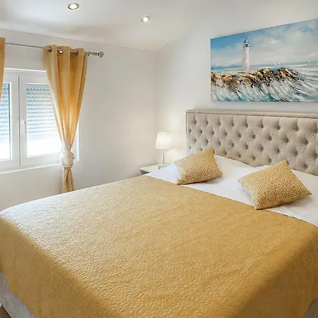 Appartement Lovely In With Wifi Drage
